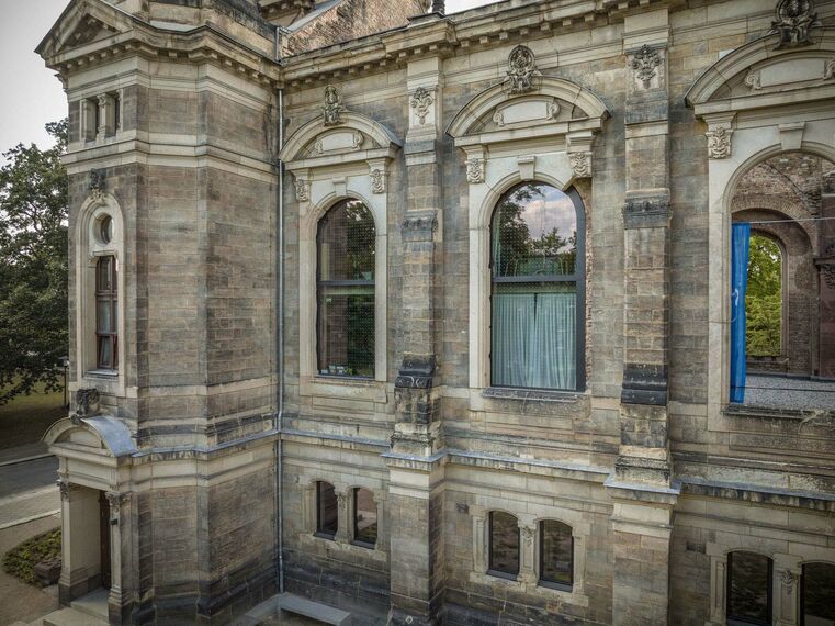 unico Windows, unico Doors, presto 50 Doors and fuego light Doors - Trinitatiskirche, Dresden located in Dresden, Germany