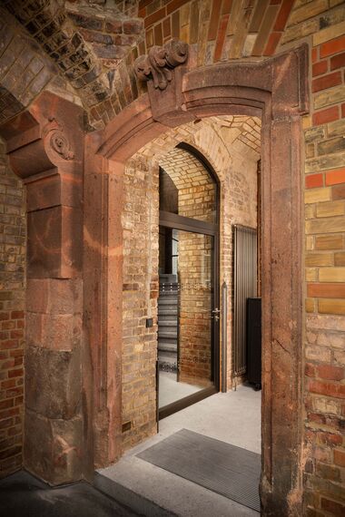 unico Windows, unico Doors, presto 50 Doors and fuego light Doors - Trinitatiskirche, Dresden located in Dresden, Germany