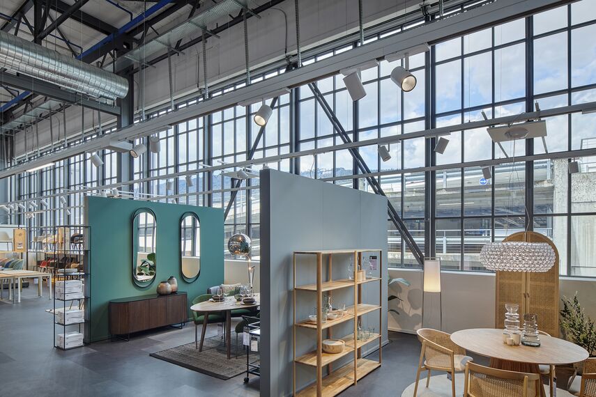 unico xs Windows - Factory floors in the Salzhaus, Biel located in Biel, Switzerland