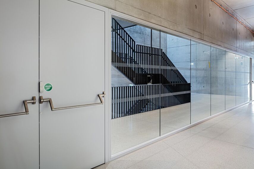 presto 50 Windows and fuego light Doors - Medical faculty Linz located in Linz, Austria