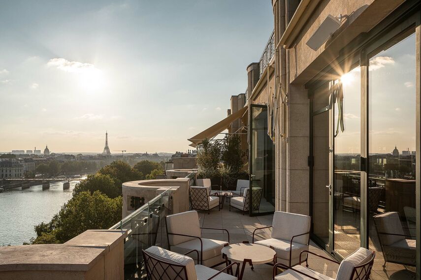 unico Windows, unico xs Windows and fuego light Doors - La Samaritaine Paris located in Paris, France