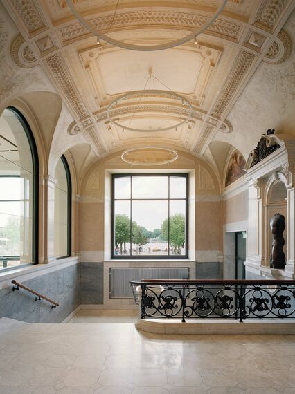unico Windows, fuego light Doors and presto 50 Doors - Jungfernstieg, Hamburg located in Hamburg, Germany