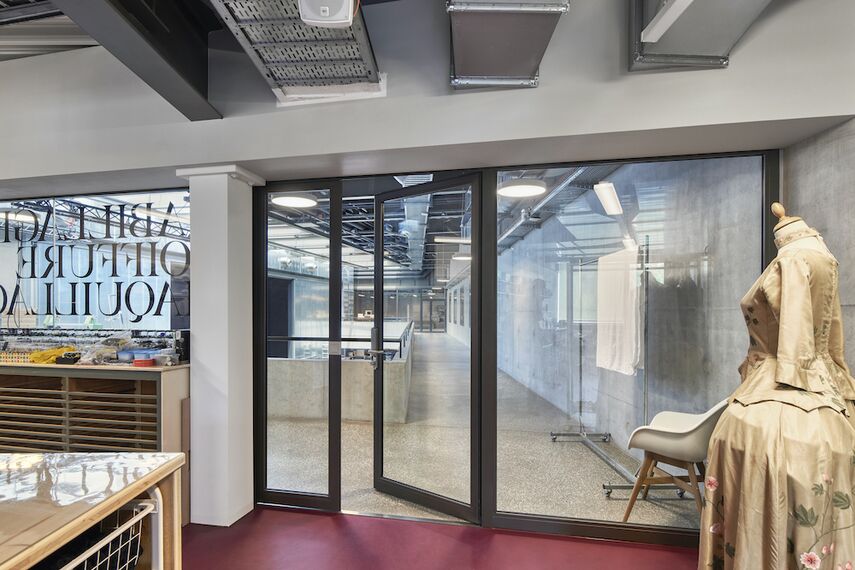 unico Windows, unico Doors, fuego light Doors, fuego light Windows, presto 50 Windows and presto 50 Doors - Théâtre de Carouge and Salle des Fêtes located in Carouge, Switzerland