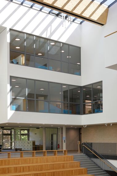 fuego light Windows, fuego light Doors, presto 60s Doors and presto 50 Doors - BBZ Dithmarschen vocational training centre located in Heide, Germany