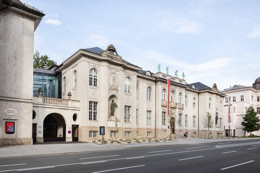 unico Doors - The new foyers at Mozarteum Salzburg located in Salzburg, Austria