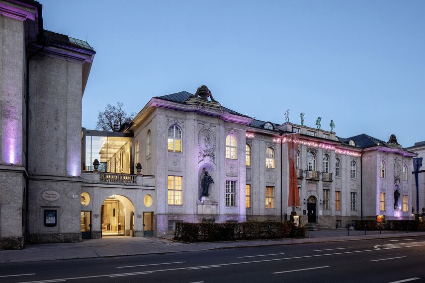 unico Doors - The new foyers at Mozarteum Salzburg located in Salzburg, Austria