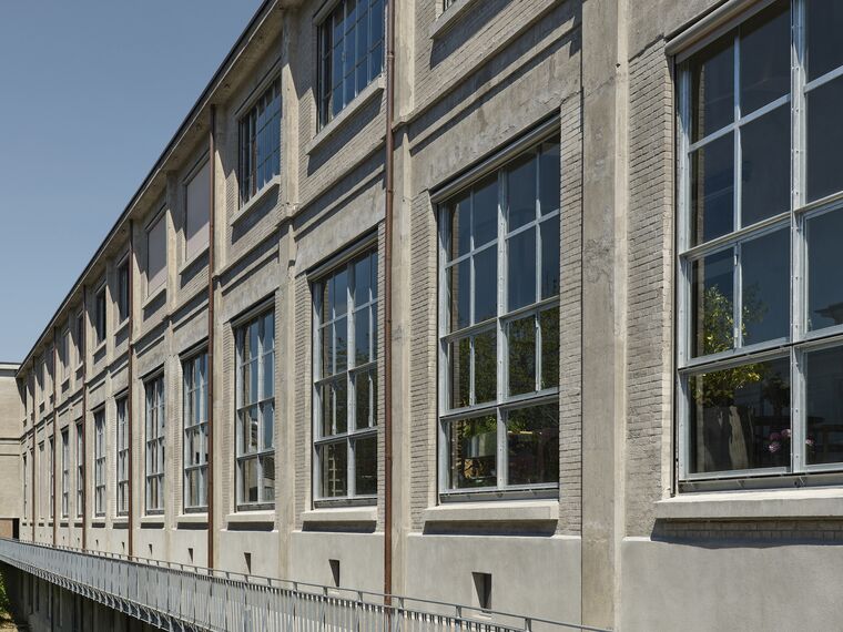 unico Doors and unico xs Windows - Conversion of the Papieri site in Cham located in Cham, Switzerland