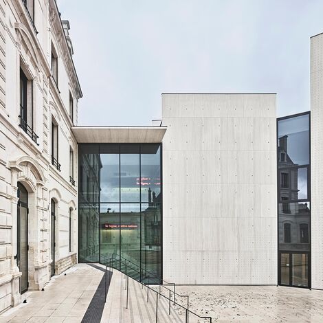 unico Windows and thermfix vario Facades - Le Signe, National Center of Graphic Design located in Chaumont, France