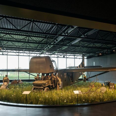 unico Doors and thermfix light Facades - Airborne Museum, Sainte-Mère-Église