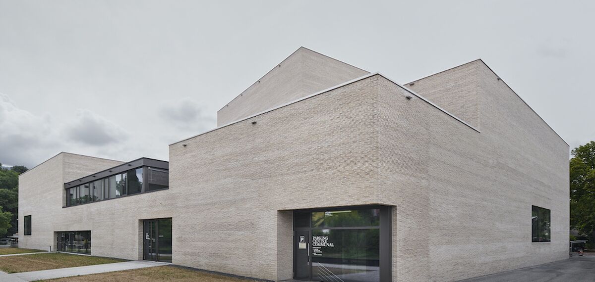 unico Windows, unico Doors, fuego light Doors, fuego light Windows, presto 50 Windows and presto 50 Doors - Théâtre de Carouge and Salle des Fêtes located in Carouge, Switzerland