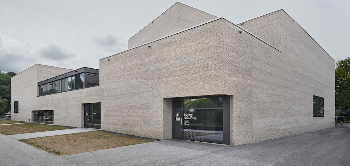 unico Windows, unico Doors, fuego light Doors, fuego light Windows, presto 50 Windows and presto 50 Doors - Théâtre de Carouge and Salle des Fêtes located in Carouge, Switzerland