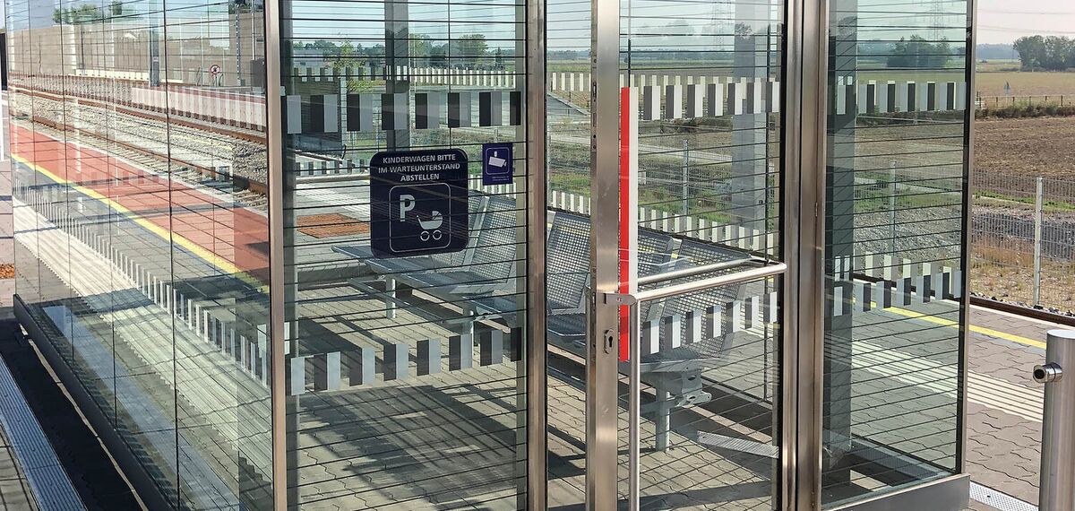presto 50 Doors - ÖBB waiting booth located in Graz, Austria