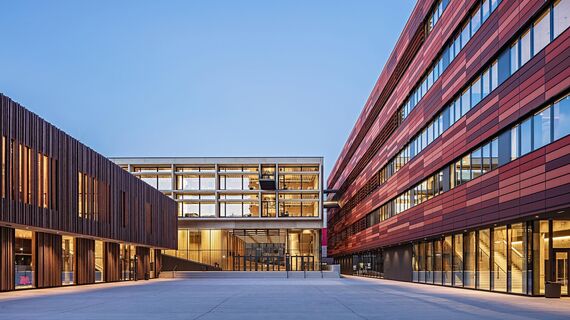 presto 50 Windows and fuego light Doors - Medical faculty, Linz located in Linz, Austria