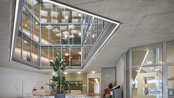 thermfix vario Facades, fuego light Doors and fuego light Sliding systems - Zentrum Biffig, Schötz located in Schoetz, Switzerland