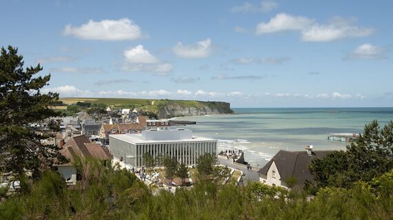 thermfix vario Facades, fuego light Doors and unico Sliding systems - Musée du Débarquement, Arromanches-les-Bains
